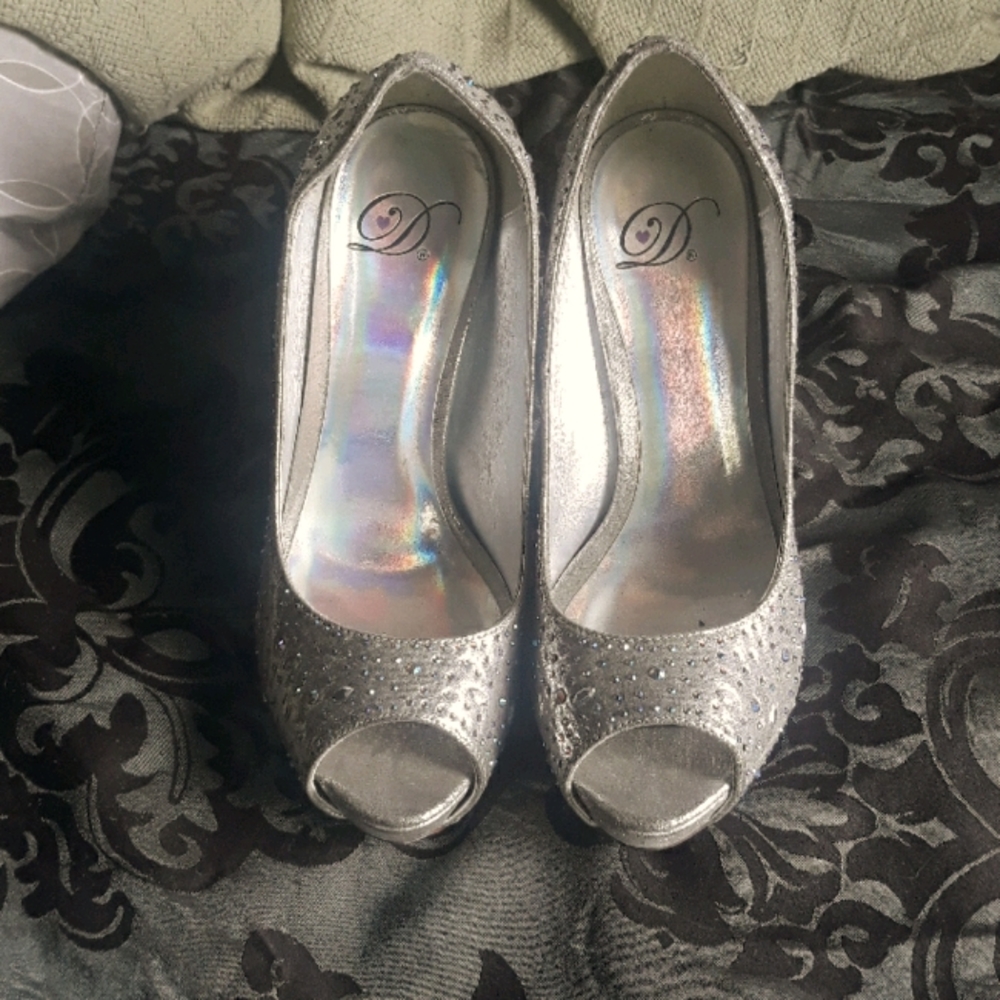 Prom shoes
